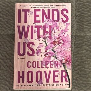 It Ends With Us by Colleen Hoover Book